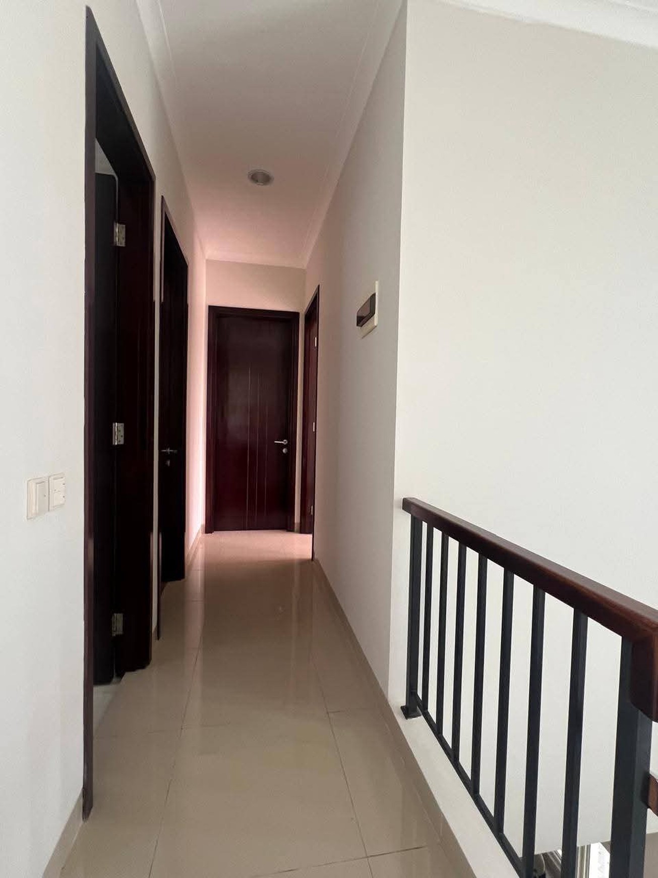 Rumah 2 Lantai Siap Huni di The Green BSD Dekat Tol