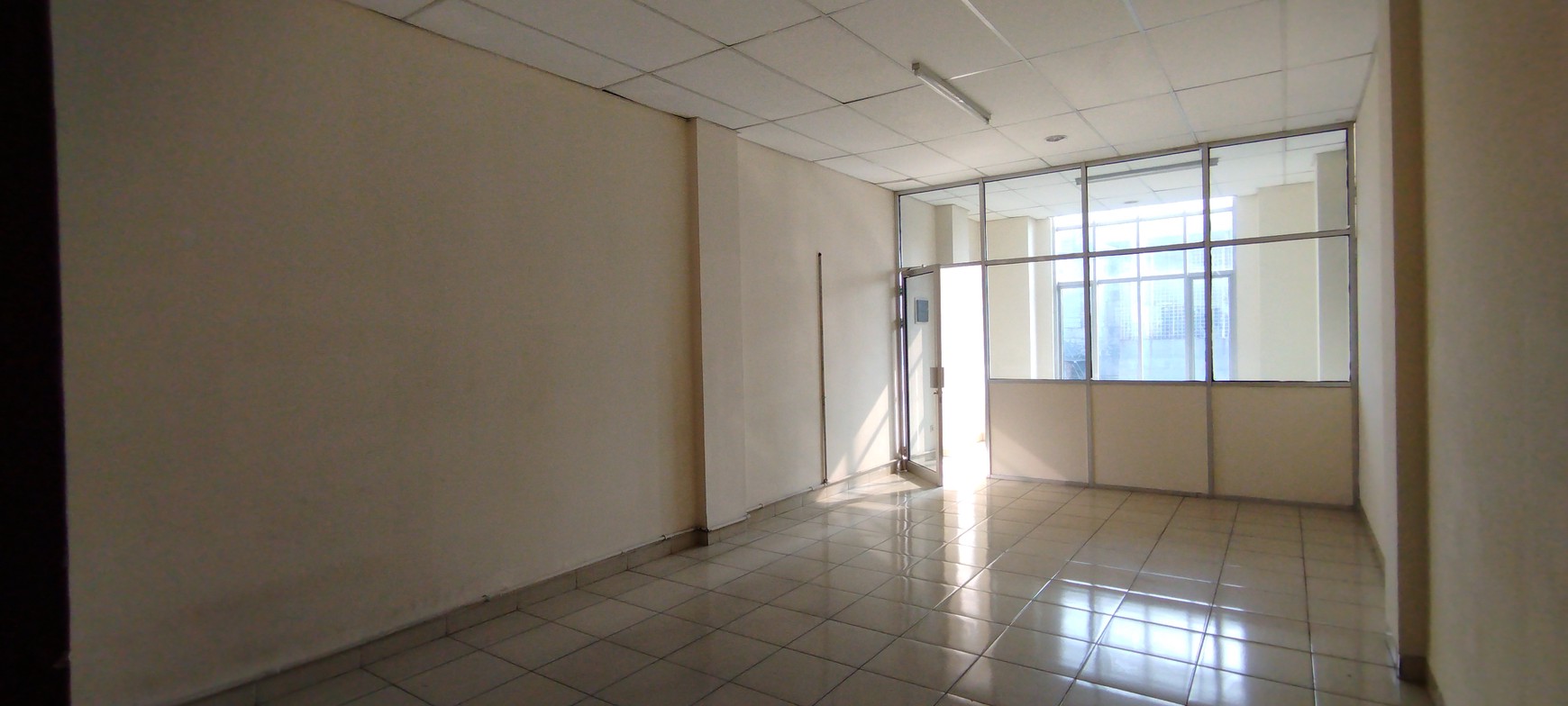 Ruko 4 lantai siap pakai di Ketapang Utara, Gajah Mada, Taman Sari