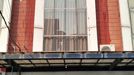 Ruko 4 lantai siap pakai di Ketapang Utara, Gajah Mada, Taman Sari