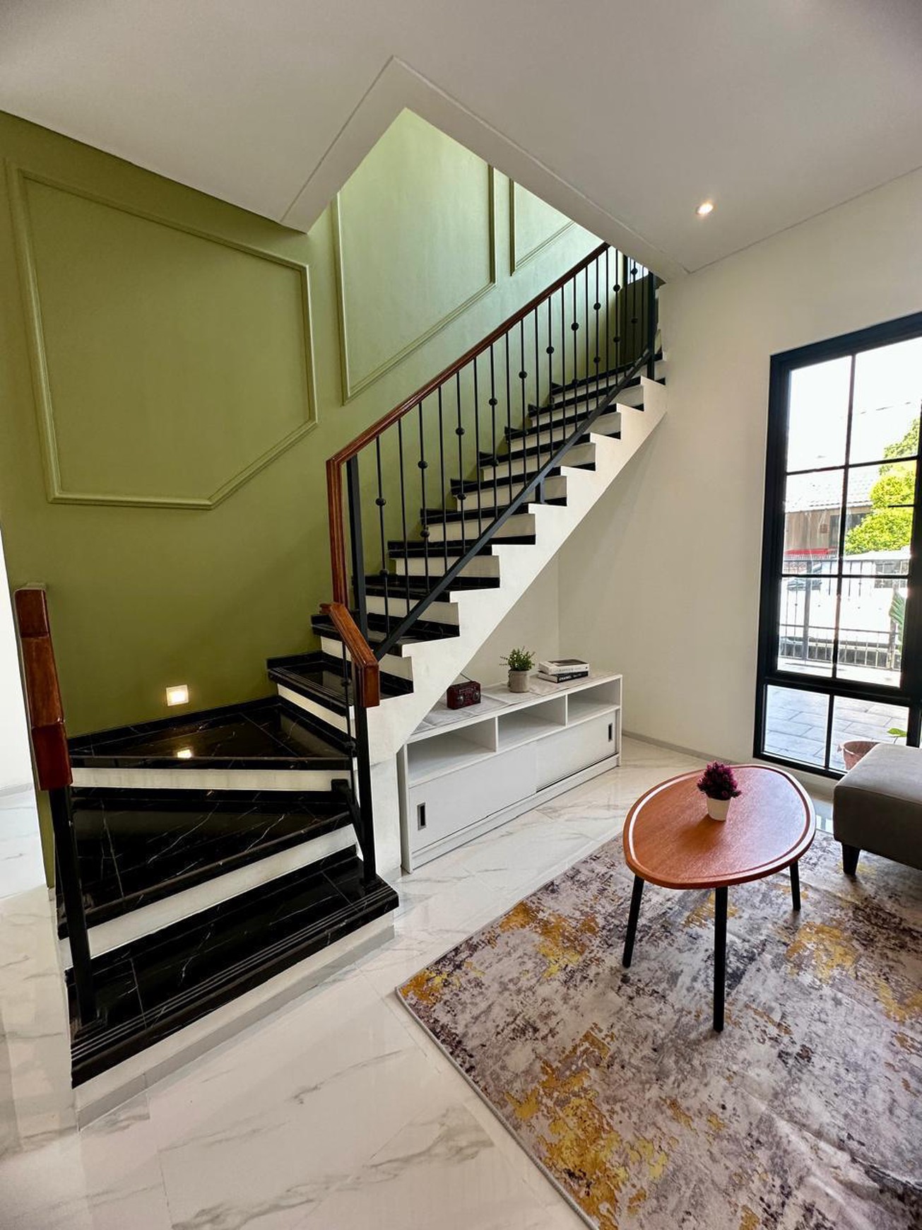 Rumah Baru 2 Lantai Siap Huni di Nusaloka BSD Dekat Tol