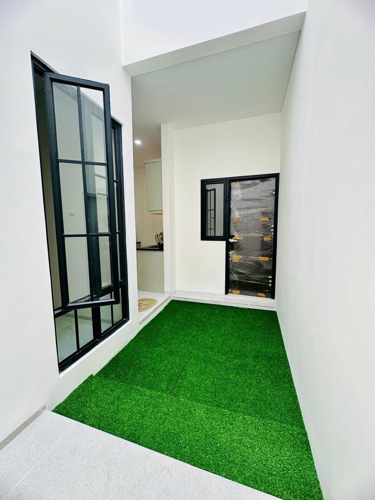 Rumah Baru 2 Lantai Siap Huni di Nusaloka BSD Dekat Tol