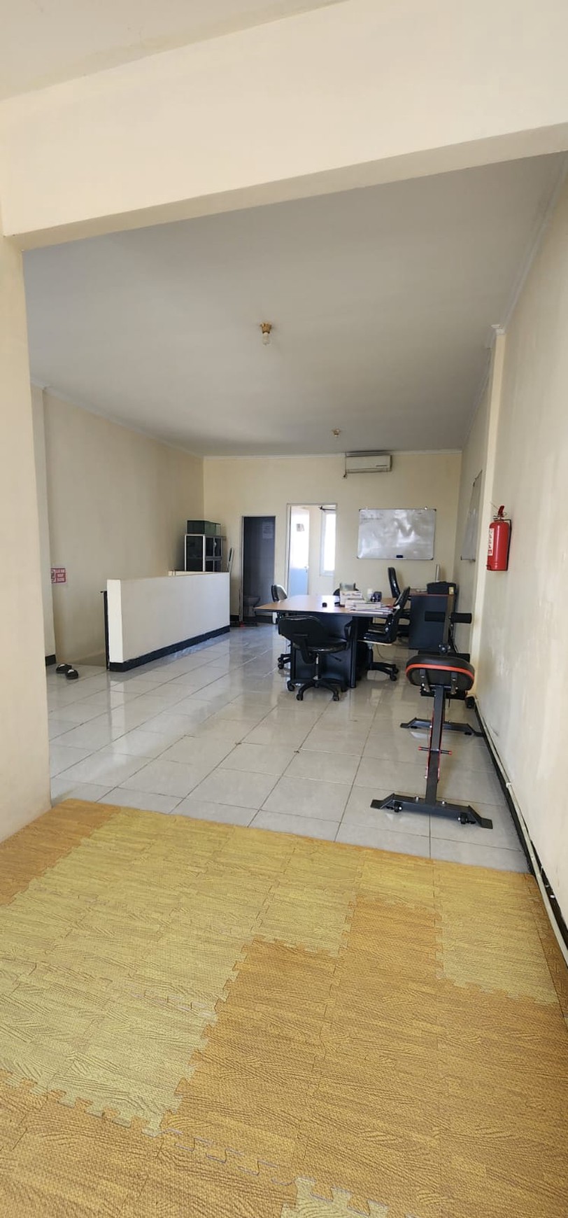 Dijual Ruko Puri Gununganyar Regency Surabaya Timur dekat Kampus UPN Veteran , Nirwana Eksekutif Strategis Lokasi cocok buat segala Usaha