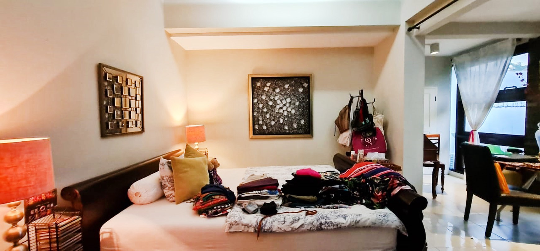 Rumah Cantik Siap Huni Dengan Taman Belakang Di Bintaro Sektor 7