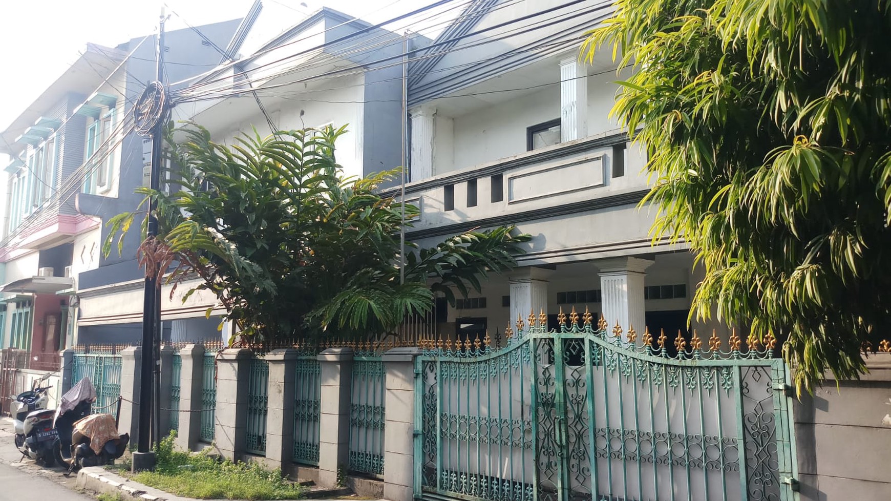 Dijual Rumah Luas Lokasi Di Jl. Asam Baris, Dekat Stasiun Tebet