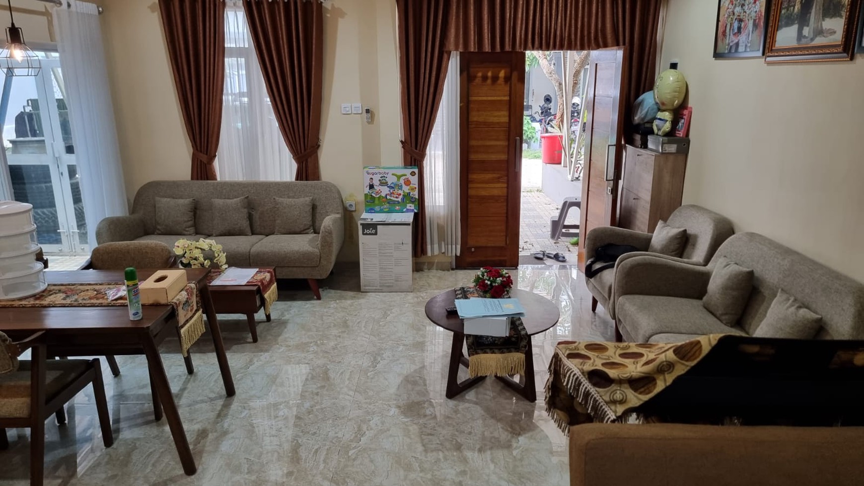 Rumah Minimalis Siap Huni dan Dijual Full Furnished @Adipati Residence, Serpong.