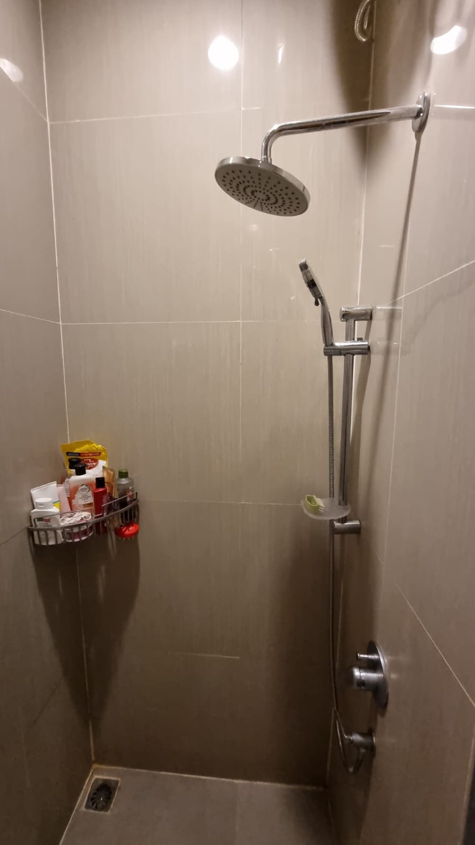 Rumah Minimalis Siap Huni dan Dijual Full Furnished @Adipati Residence, Serpong.