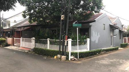 Rumah Hoek Dekat Sekolah dan KRL di Cucur Bintaro Sektor 4 Tangerang Selatan