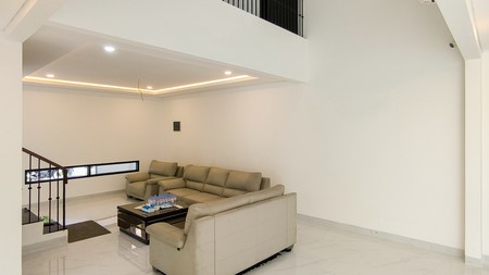 Rumah Baru Di area Premium Sektor 9 Bintaro Jaya