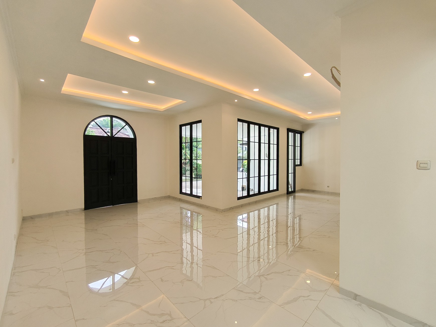 Rumah Bagus Brand New Di Kasuari Bintaro Jaya Sektor 9.