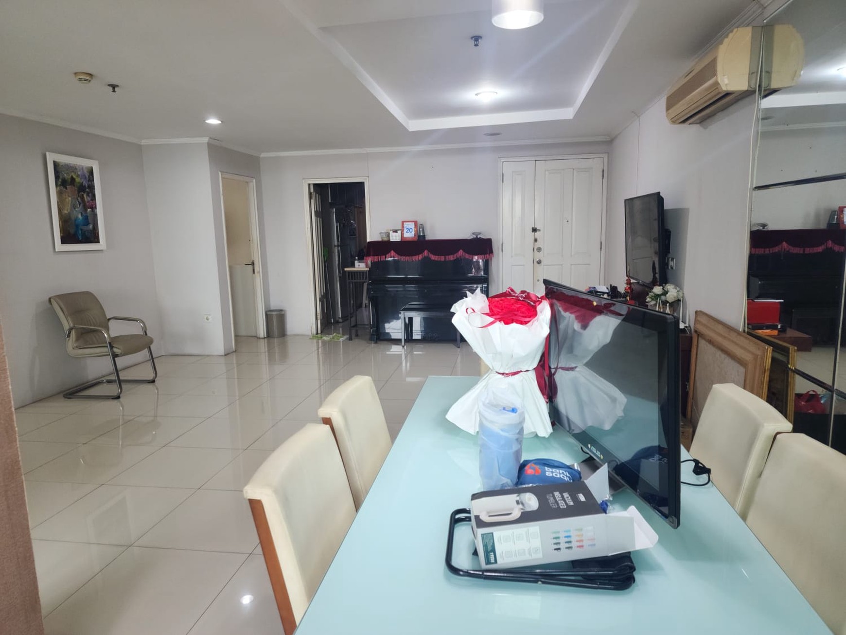 Apartemen French Walk Twr Lyon Garden, Kelapa Gading