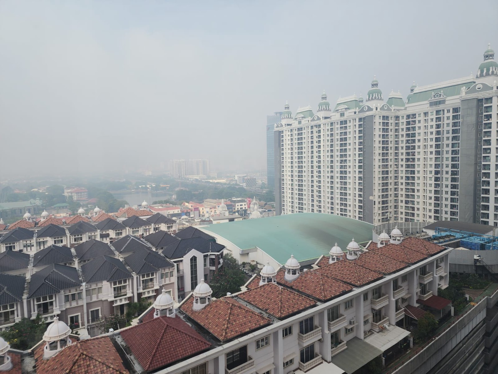 Apartemen French Walk Twr Lyon Garden, Kelapa Gading