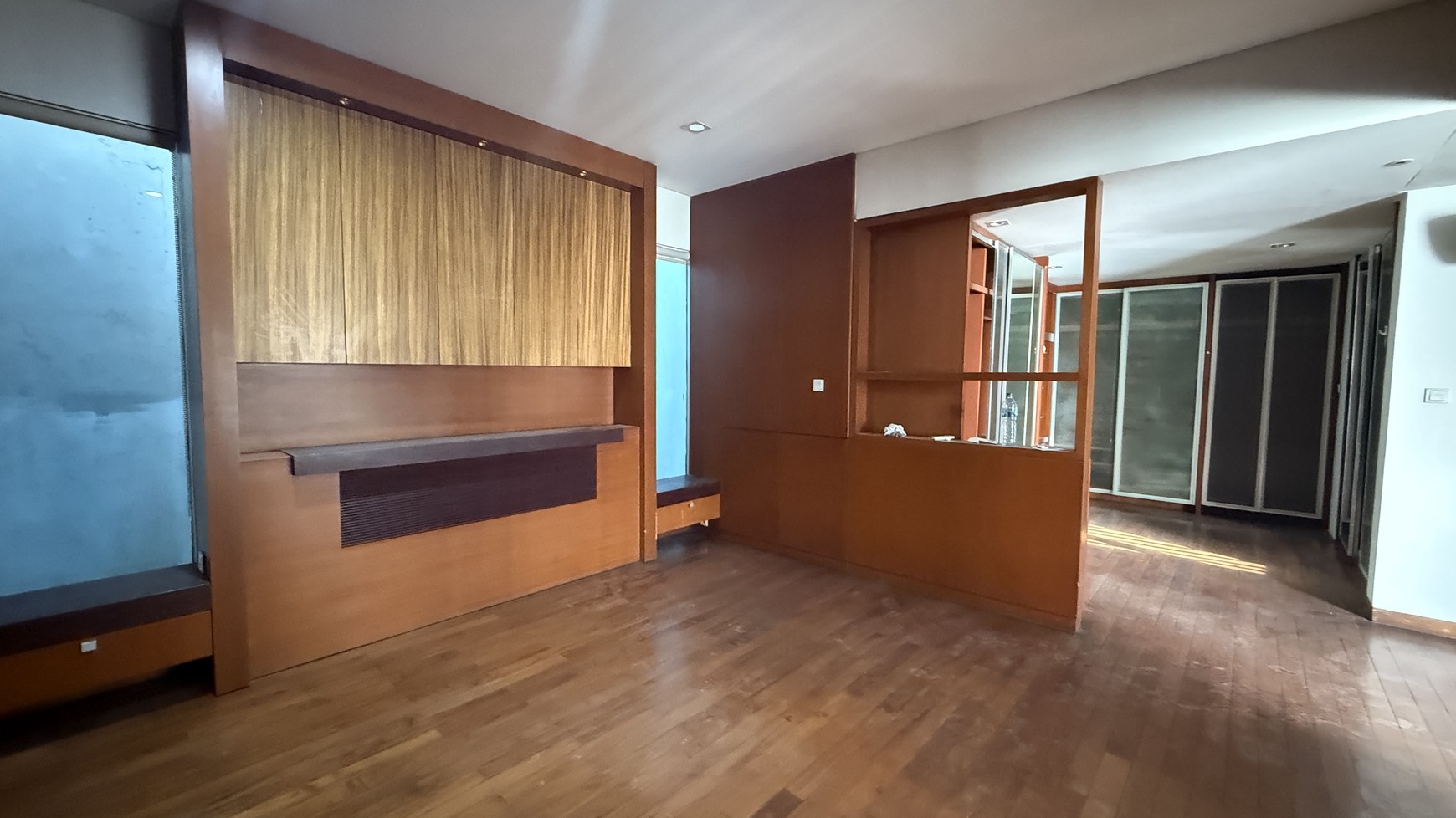 COZY AND BEAUTIFUL HOUSE AT SENOPATI AREA