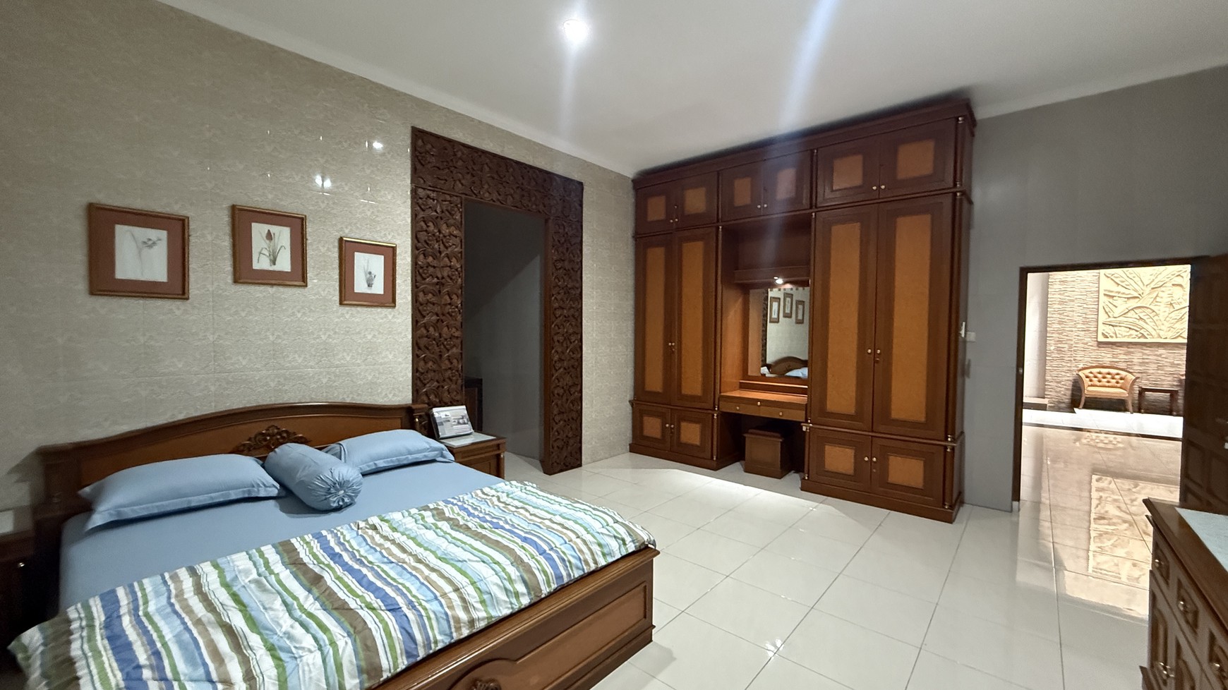 COZY AND BEAUTIFUL HOUSE AT SENOPATI AREA