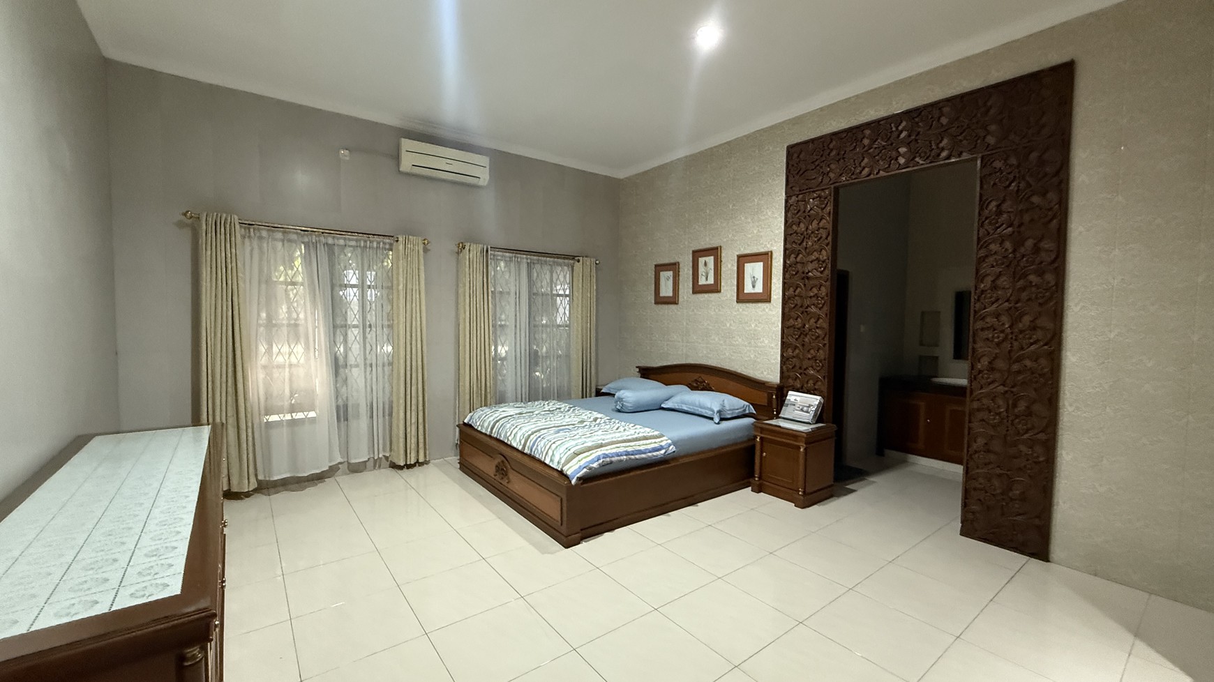 COZY AND BEAUTIFUL HOUSE AT SENOPATI AREA