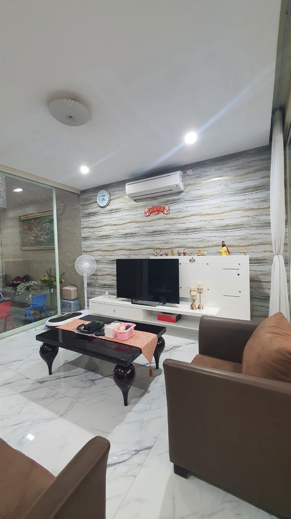 Dijual Rumah Full Furnish Stamford Citraland Surabaya