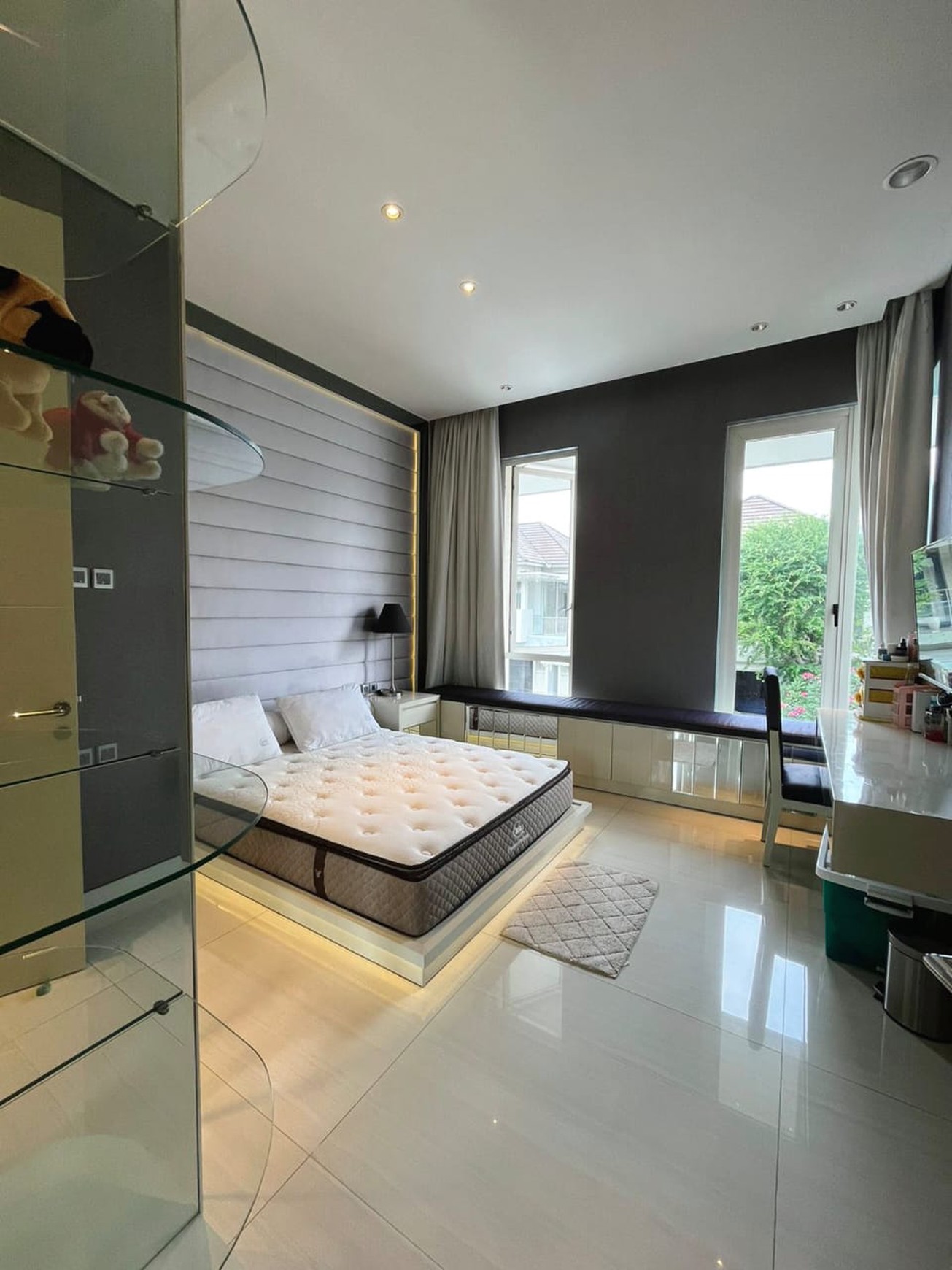 Dijual Rumah Minimalis Full Furnish Istimewa Wisata Bukit Mas Wiyung Surabaya