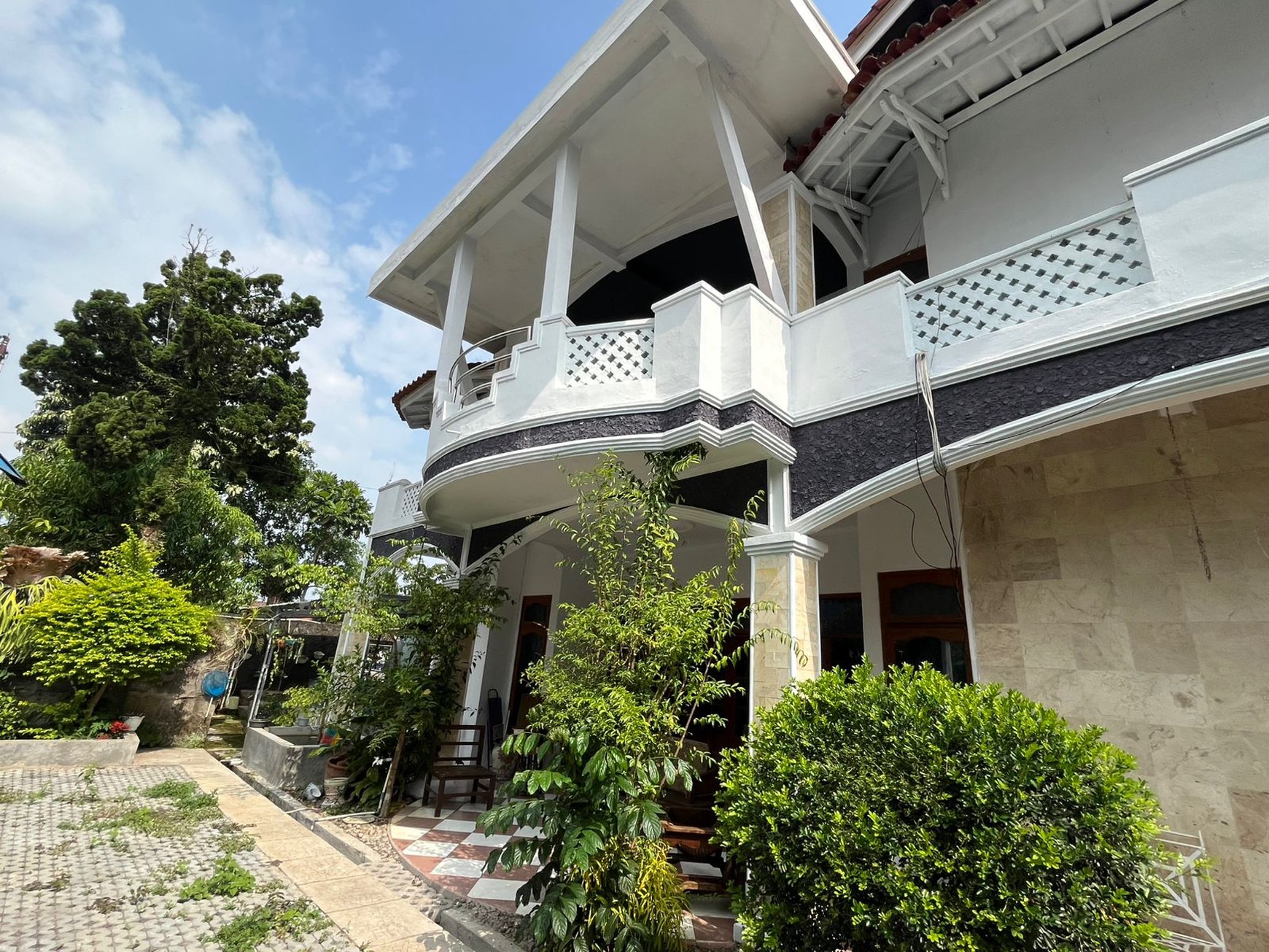 Rumah Asri 2 lantai siap huni komplek pepabri cipanas garut