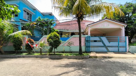 Rumah Bagus Di Taman Serua, Jl Mangga Depok Jawa Barat
