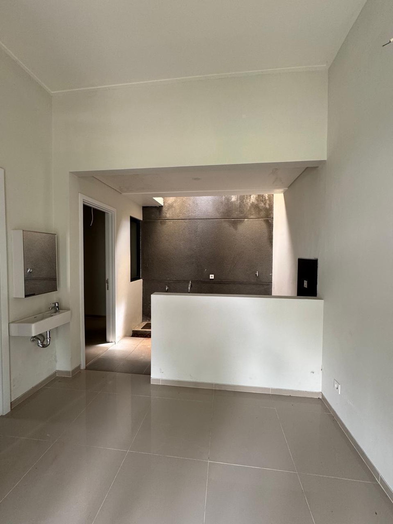 Rumah Baru Unfurnished 1 Lantai di U-Ville Bintaro Jaya, Sawah Baru, Ciputat.