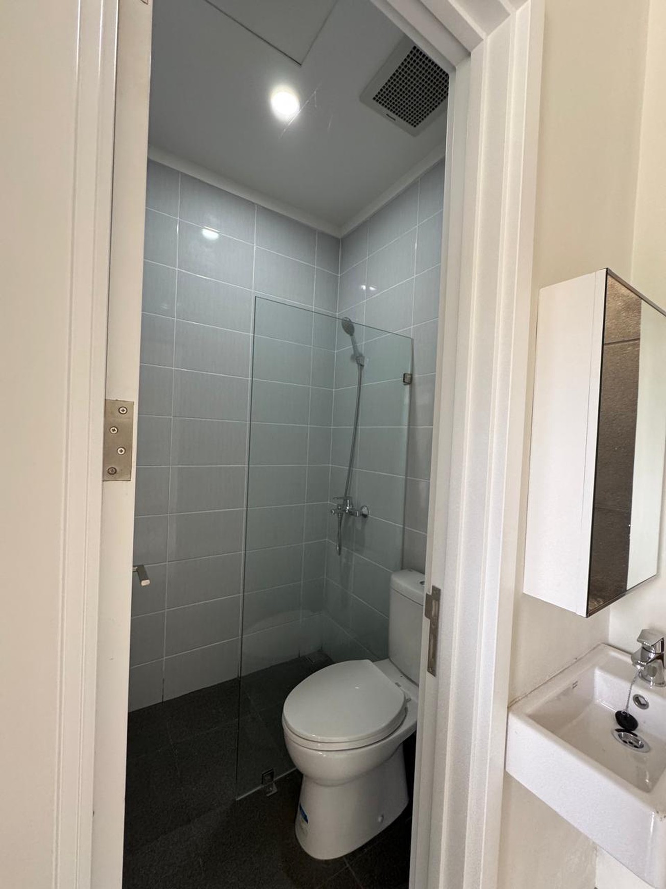 Rumah Baru Unfurnished 1 Lantai di U-Ville Bintaro Jaya, Sawah Baru, Ciputat.