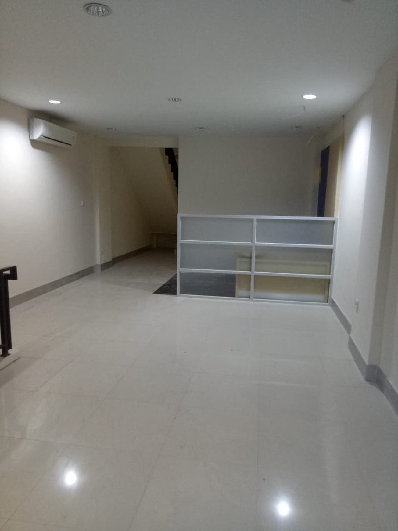 Disewakan Ruko  Pintu Besar Selatan, Jakbar