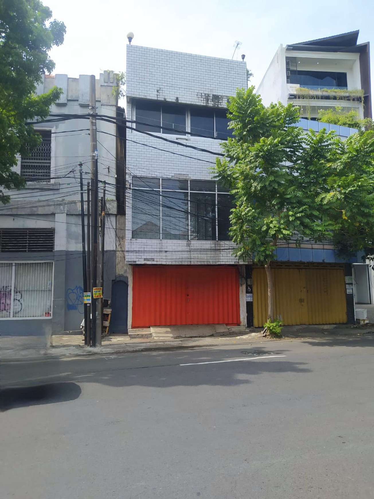 MURAH Dijual Ruko Nol Jalan Pahlawan - Alun Alun Contong - Bubutan - Surabaya Pusat Kota - Hadap 0 Jalan Raya Komersial Cocok Buat Segala Usaha - 4 Lantai - Surat Shm