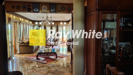 Rumah Tinggal 3 Lantai di Bukit Indah Geger Kalong Bandung