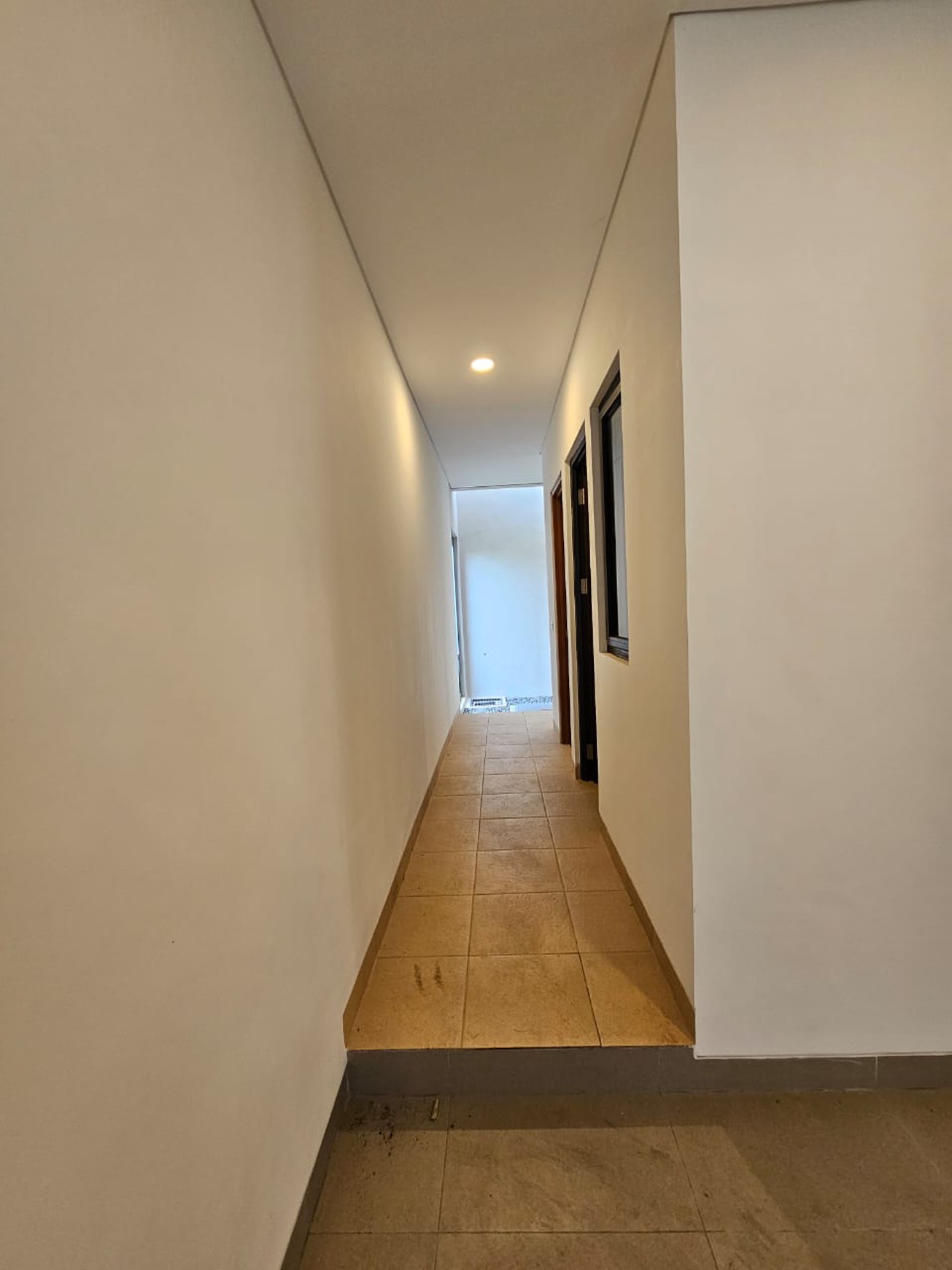 Rumah dekat taman Eonna BSD