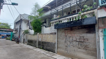 JUAL MURAH HARGA NJOP rumah 2 lt di Hdp jalan raya Pademangan Timur