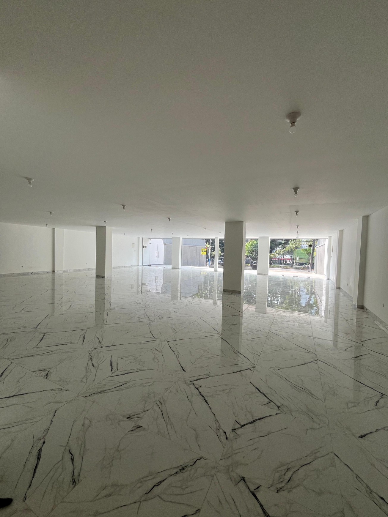Gedung Premier SOHO 3,5 Lantai Bangunan Baru di Raden Inten Duren Sawit Jaktim