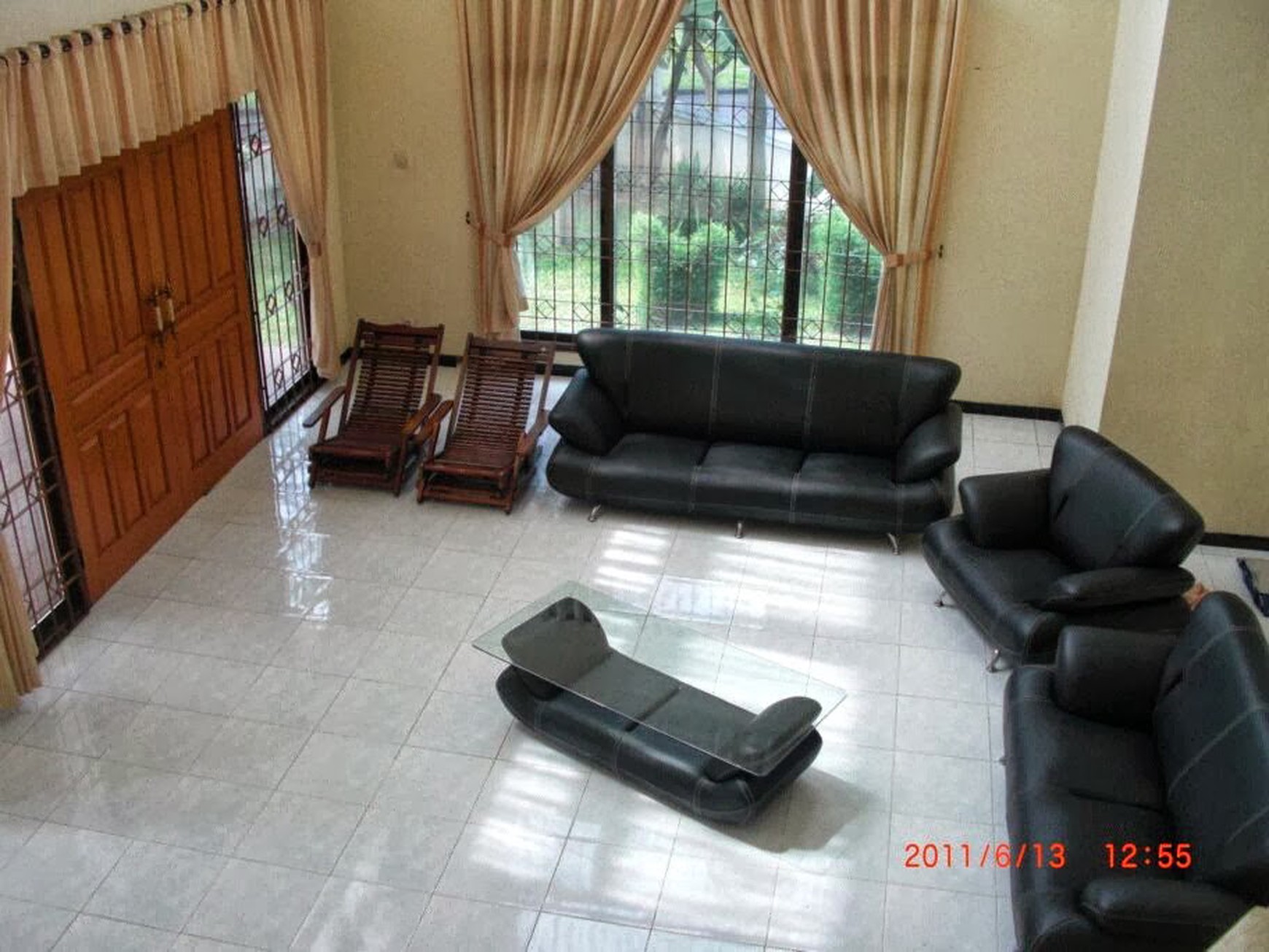 Disewakan 1500 M2 Rumah Villa The Taman Dayu - Full Furnished - Best View Gunung - Garasi Carport Luas - Lokasi Bagus Cluster Tertinggi 