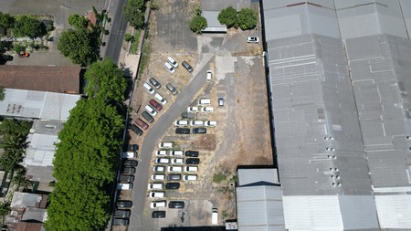 Disewakan Tanah dan Bangunan di Nol Jl Kesatrian Buduran Sidoarjo