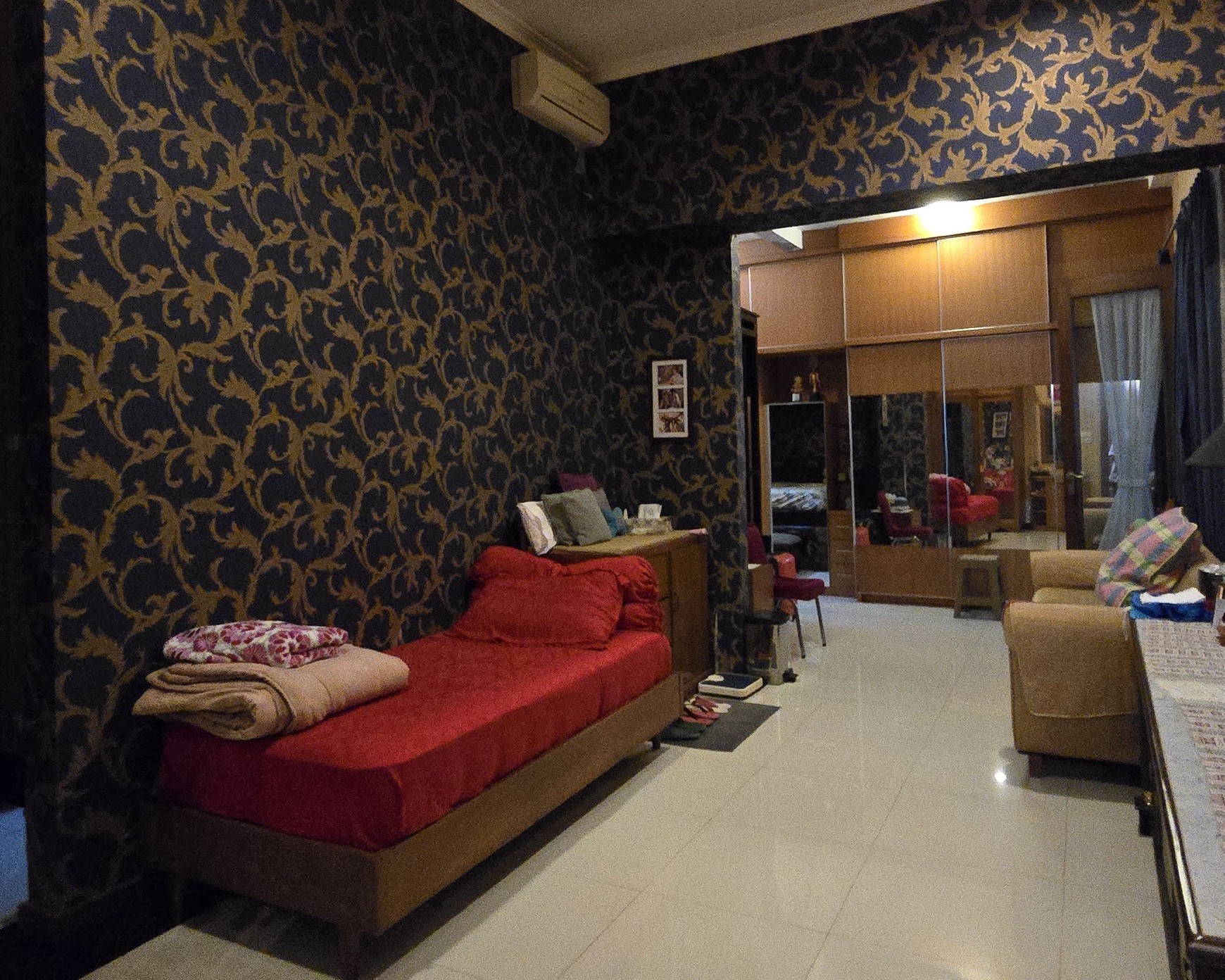 Rumah Mewah Klasik by Hadiprana Strategis Belakang Citos