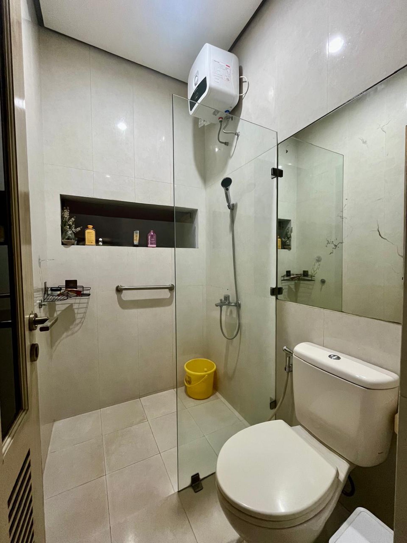 Rumah Bagus, Cantik Asri, dalam Cluster Exclusive di Bintaro