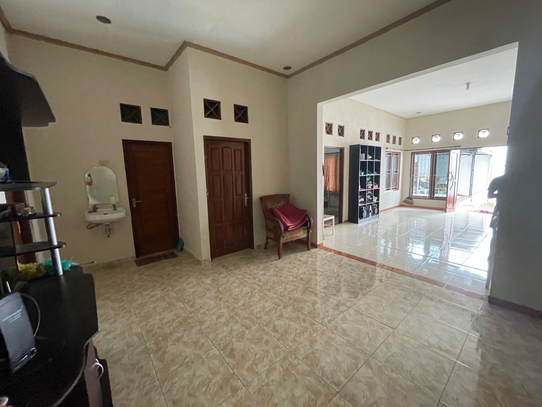 Rumah Tinggal 264 Meter Persegi Dekat Kampus UNISA