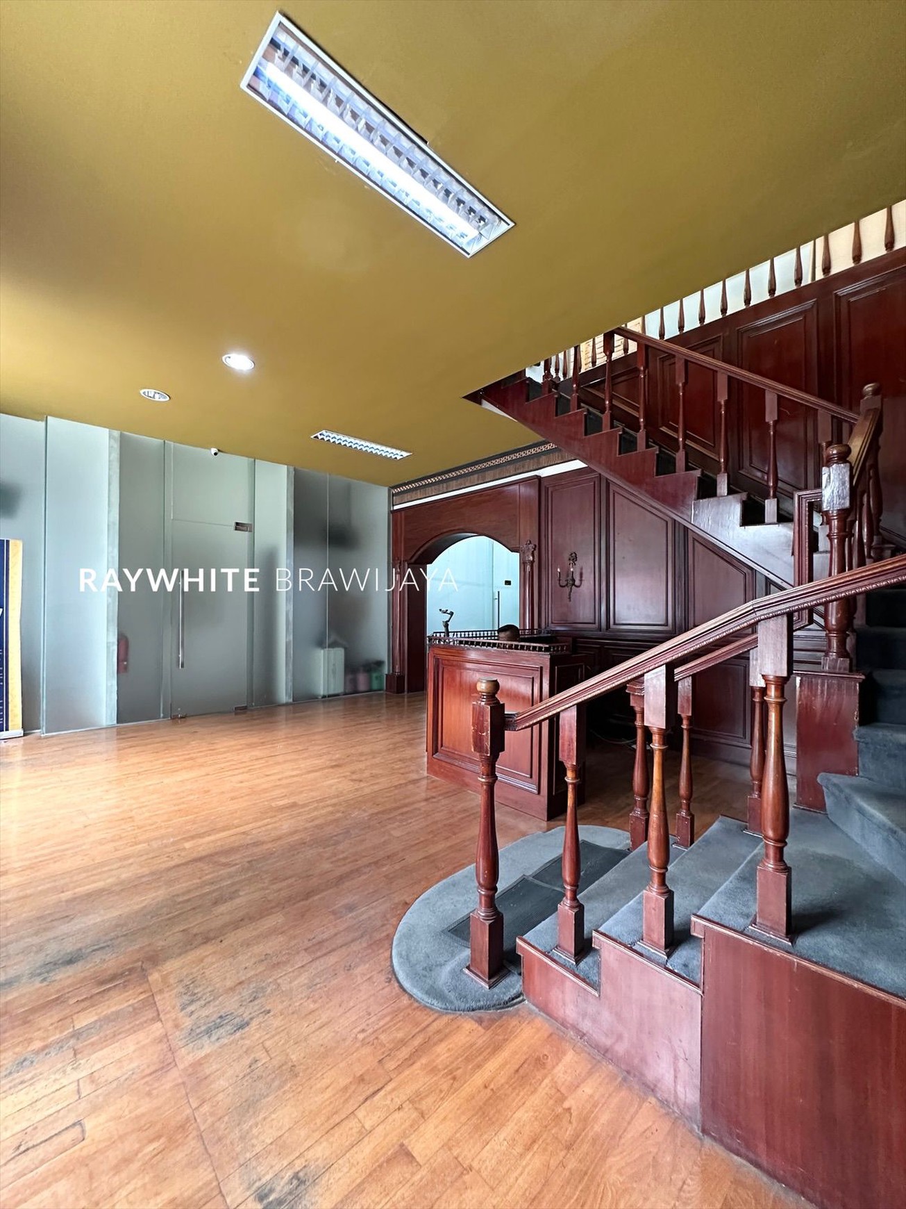 Mini Comercial Building Premium Area Kemang