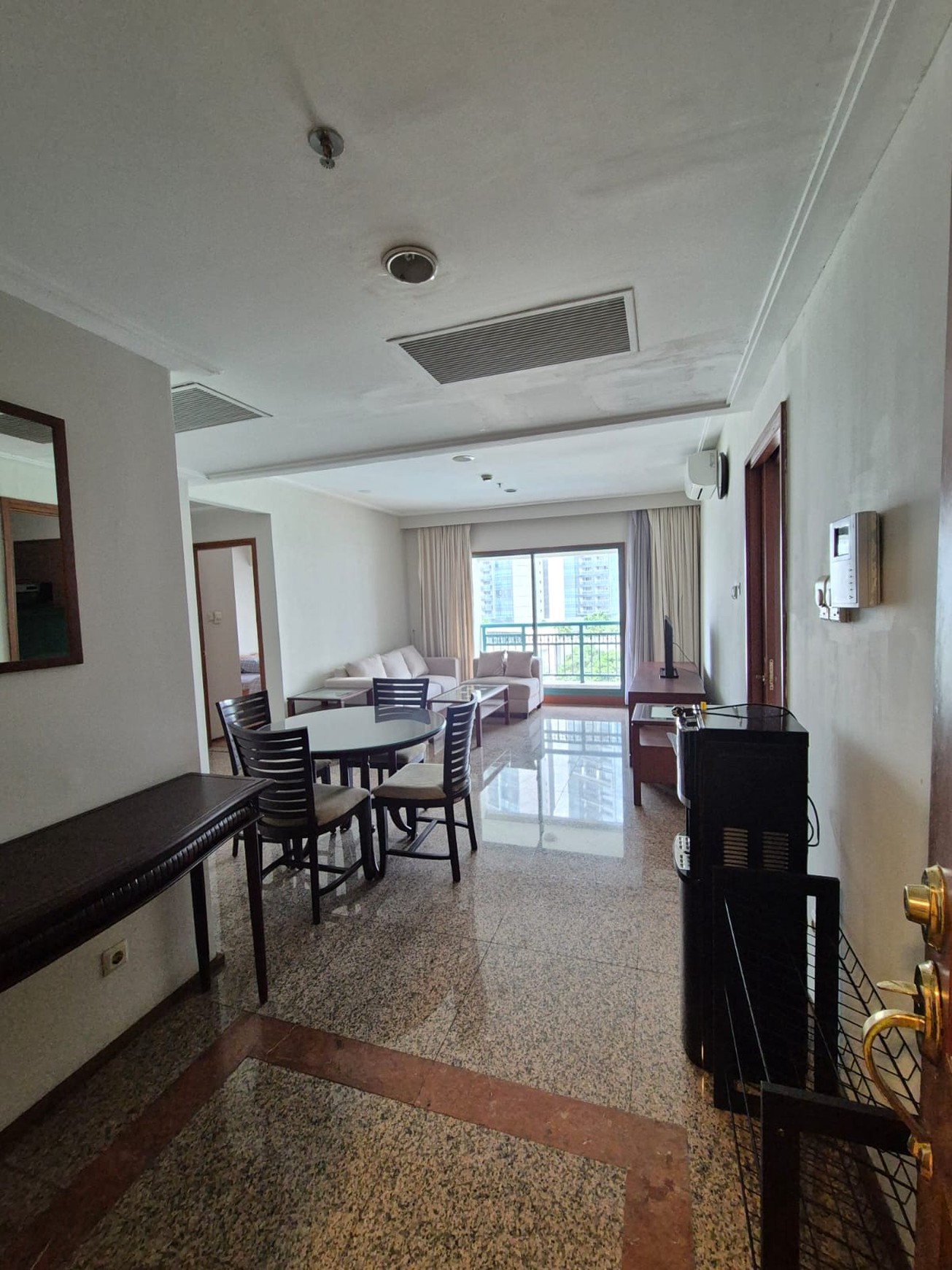 Disewakan Pavilion Apartemen 2BR terawat dan furnished di Jakarta Pusat sebelah Citiwalk
