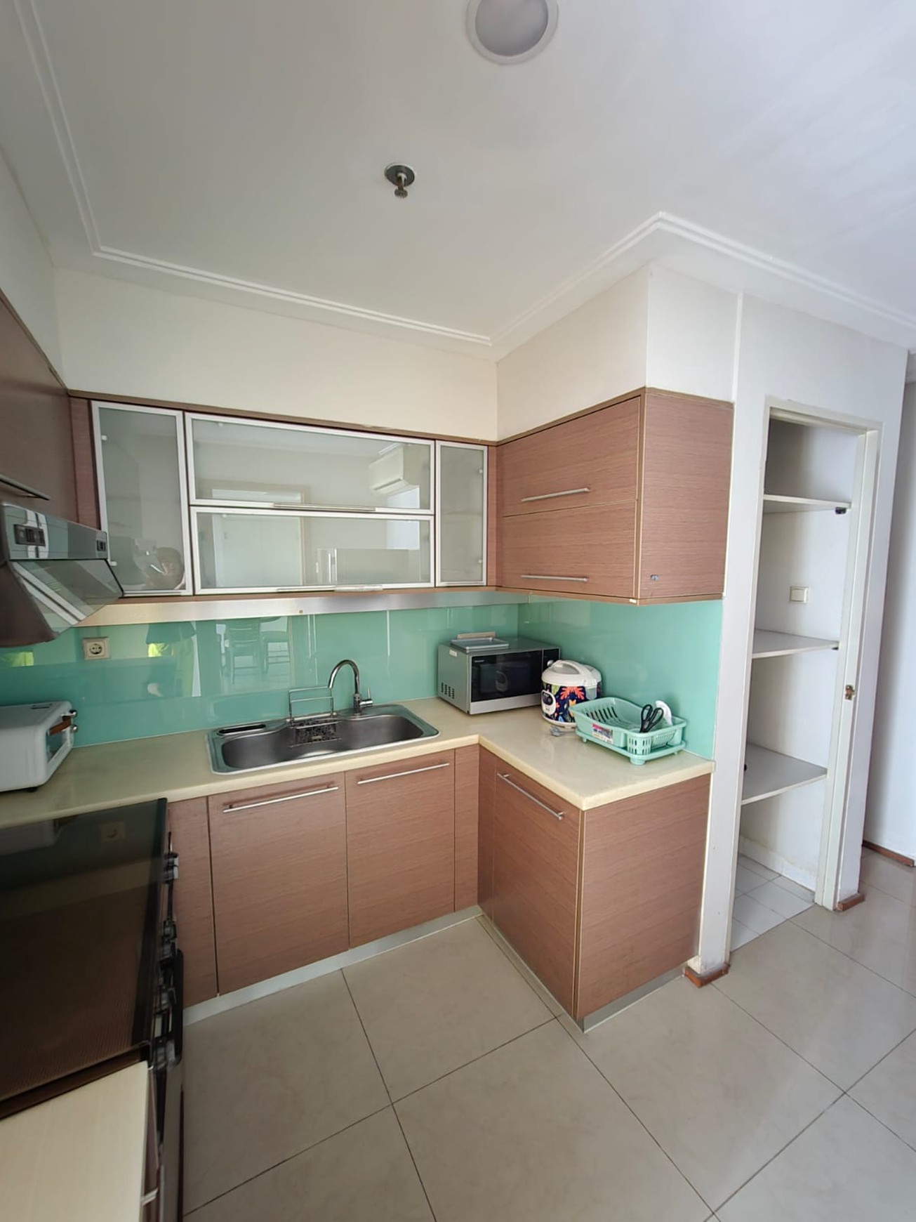 Disewakan Pavilion Apartemen 2BR terawat dan furnished di Jakarta Pusat sebelah Citiwalk