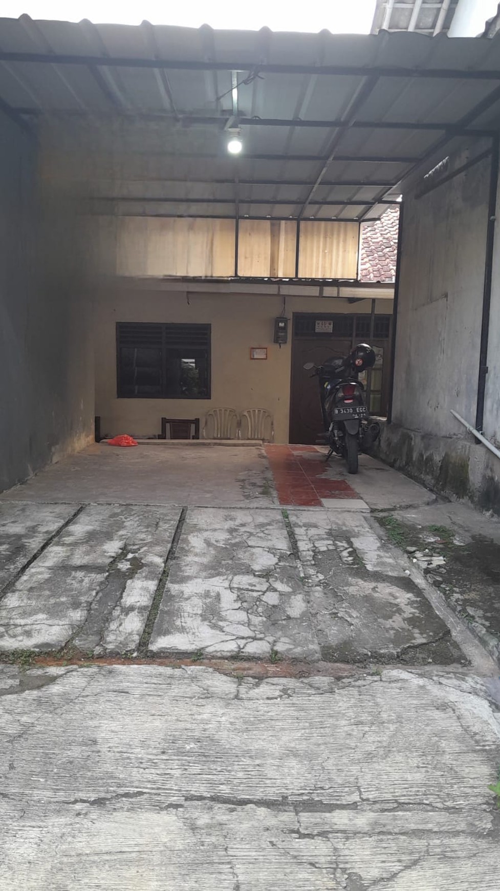 Kukusan beji rumah hitung tanah luas 151 dekat UI dan KHM usman