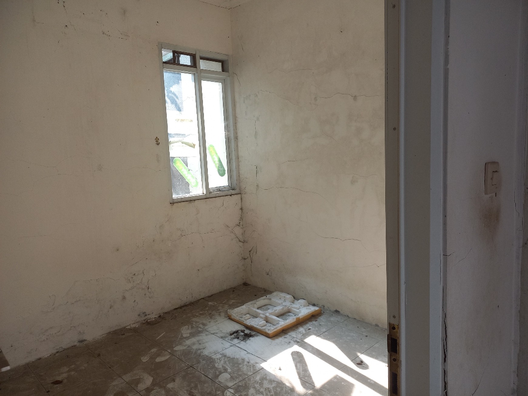 Rumah Minimalis Dengan Akses Yang Mudah Dan Lokasi Yang Stategis di Cluster Golden Cibitung
