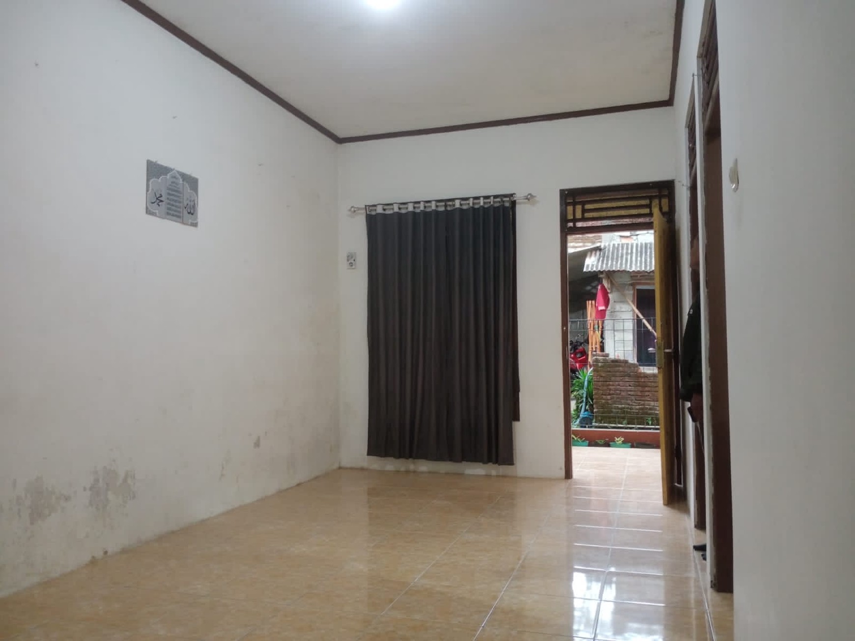 Rumah 211 Meter Pesegi Lokasi Tengah Kota Dekat Alun-Alun Magelang