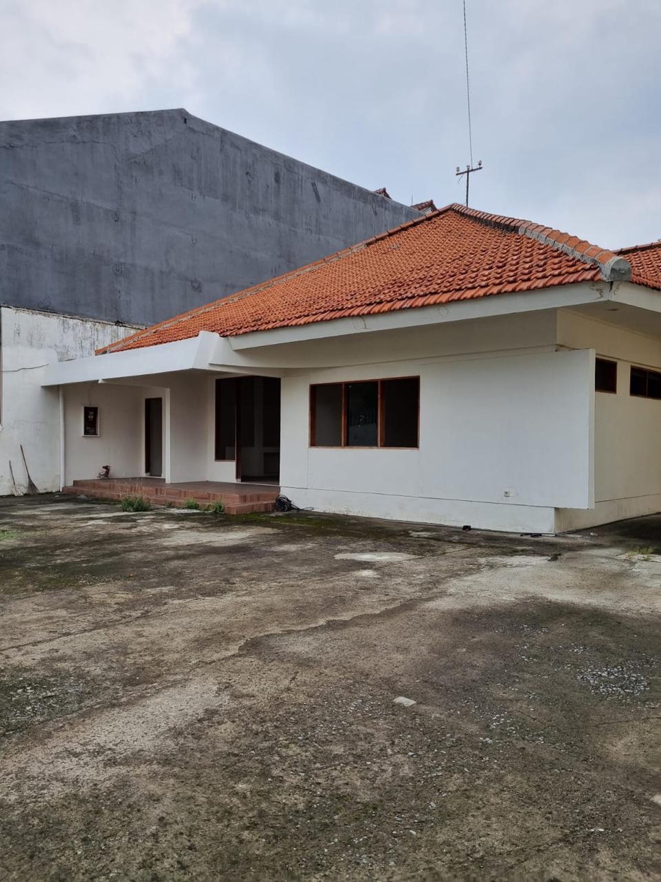 1 555 Jual Rumah Kupang Indah Lokasi Strategis