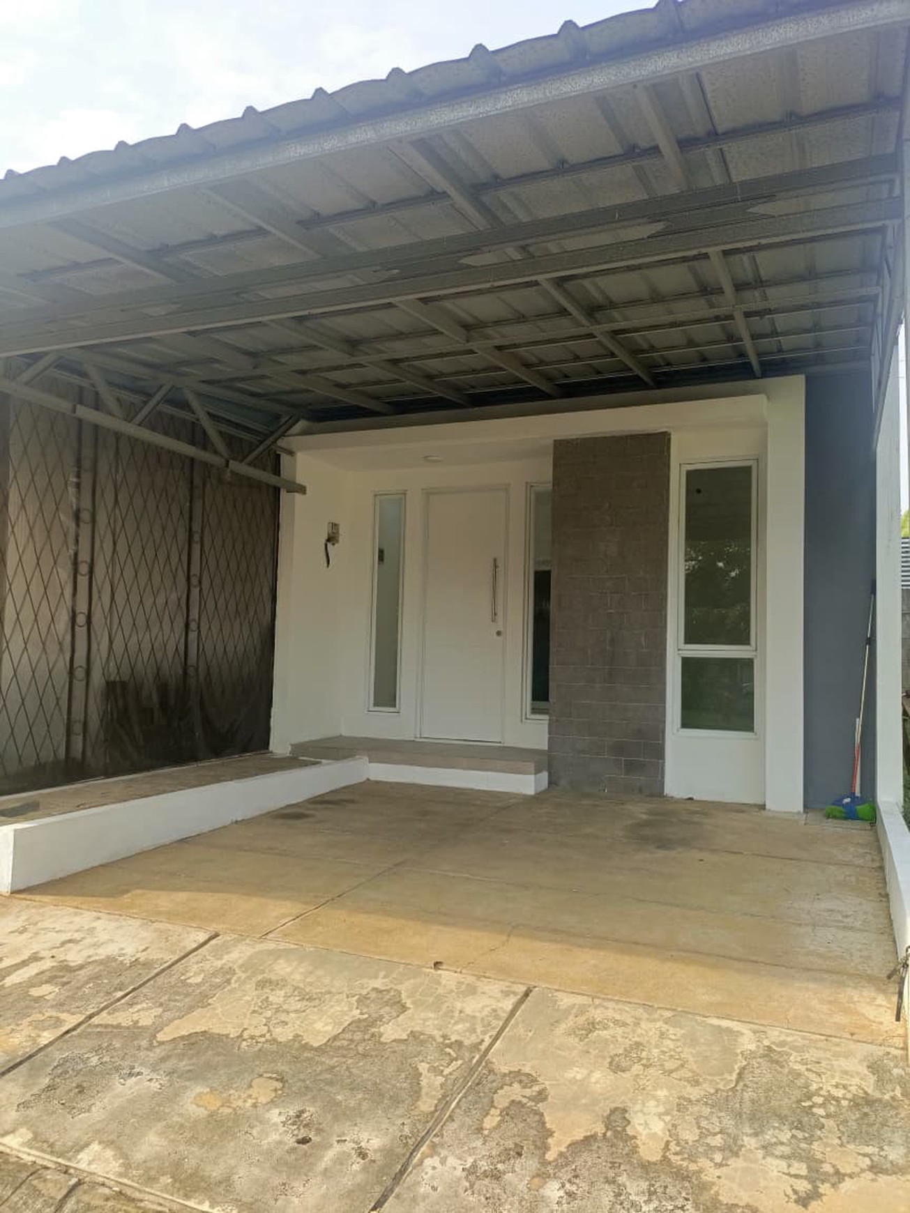Rumah Bagus harga hanya 950jt di Cluster Verina, Graha Raya