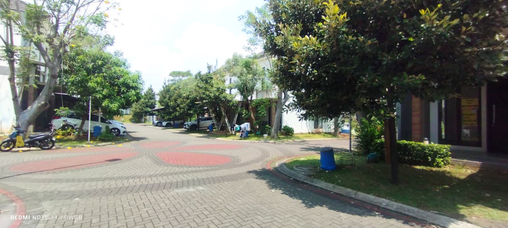 disewa rumahstrategis siap huni rapih terawat the mozia cluster avezza bsd city