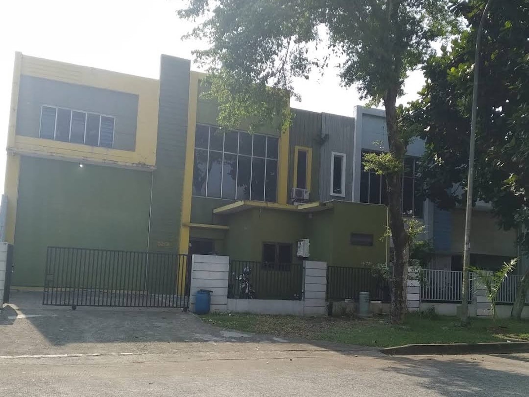 Flash Sale. Gudang luas di Taman Tekno, BSD