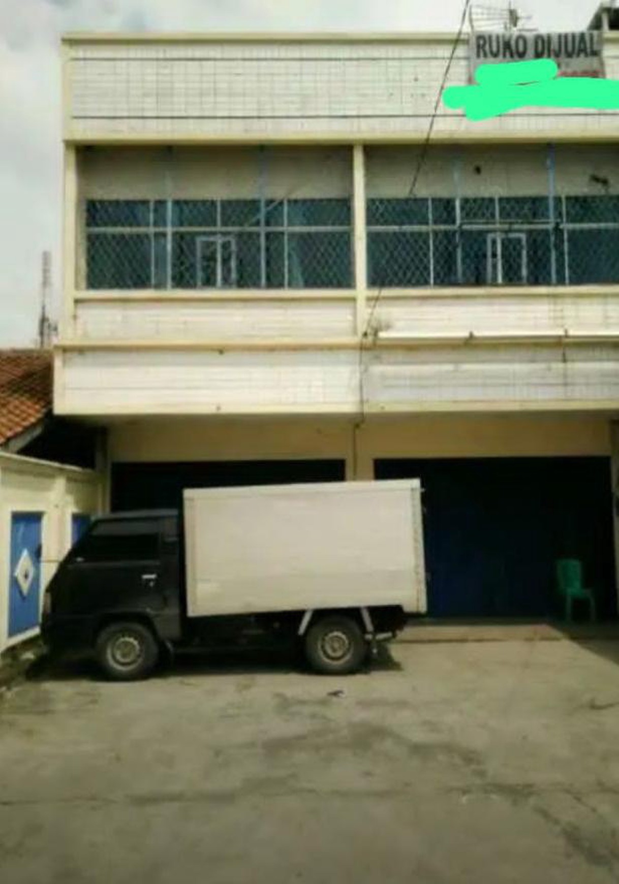 Ruko 2 Unit Gandeng Luas Tanah 365m2 Area Pasar Rebo Jalan Raya Bogor