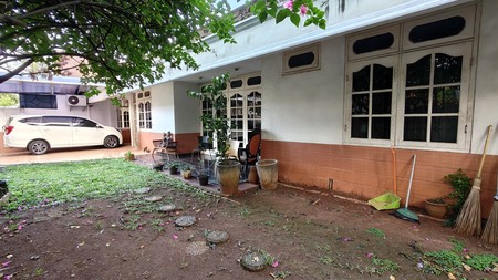 Rumah di daerah Gandaria Kebayoran baru