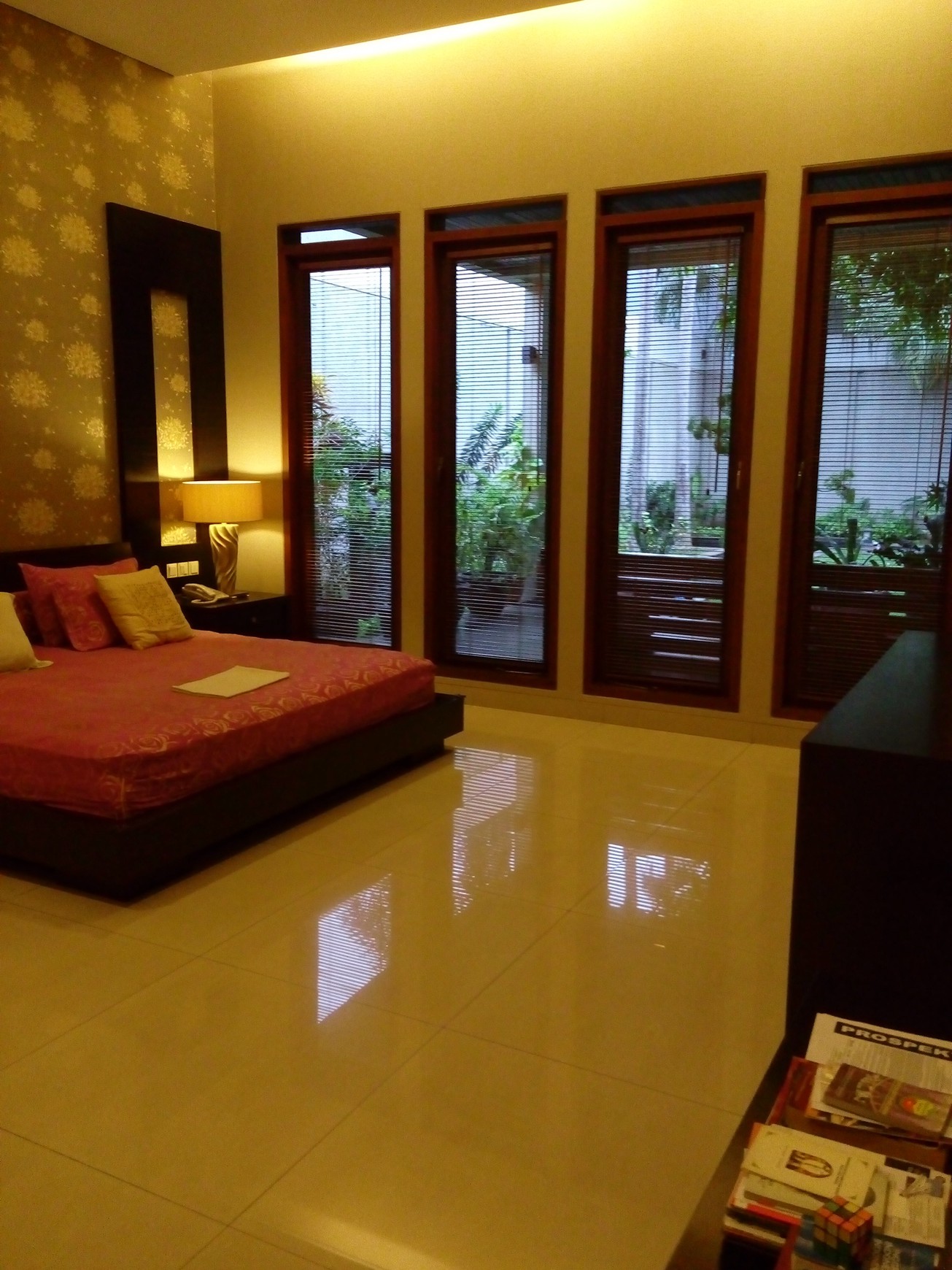 Dijual Rumah Mewah dan Elegan Dikawasan Graha Taman, Bintaro Utama Sektor IX