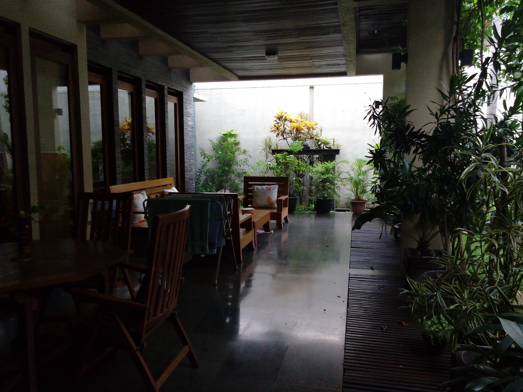 Dijual Rumah Mewah dan Elegan Dikawasan Graha Taman, Bintaro Utama Sektor IX
