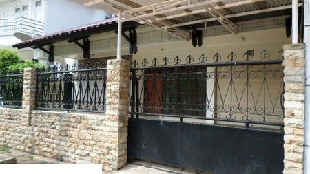 Dijual Rumah Rapih Dan Terawat Lokasi Di Pondok Indah, Jakarta Selatan